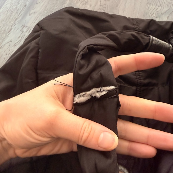 Black Foxy Jeans Nylon Duffle Bag Weekender Carryall Bag Zebra Interior - Picture 3 of 5